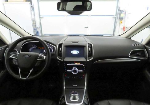 Ford S-Max, 2020 3