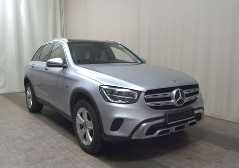 Mercedes-Benz GLC 300, 2021