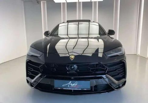Lamborghini Urus, 2021