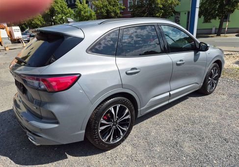 Ford Kuga, 2022
