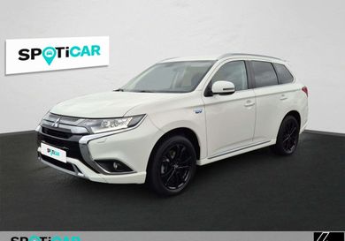 Mitsubishi Outlander, 2020