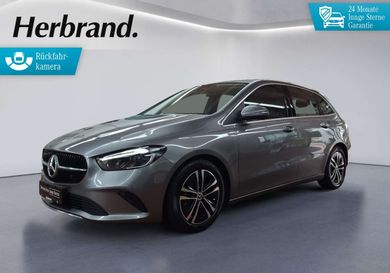 Mercedes-Benz B 180, 2023