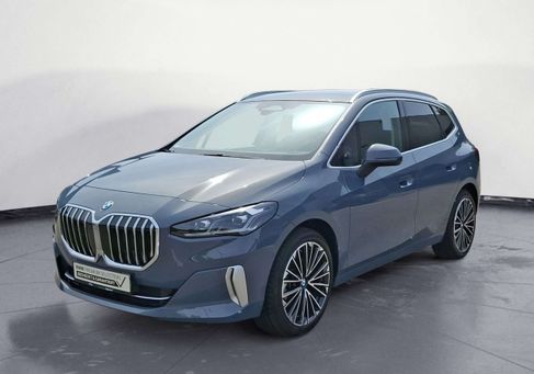 BMW 220, 2025 2