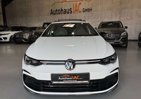 Volkswagen Golf, 2022