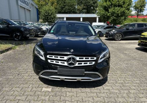 Mercedes-Benz GLA 220, 2017