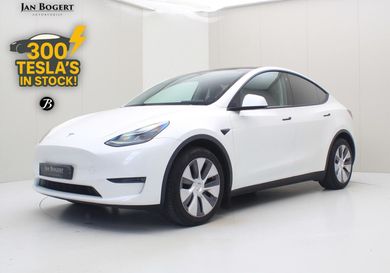 Tesla Model Y, 2023