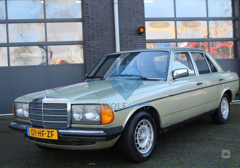 Mercedes-Benz E 230, 1983