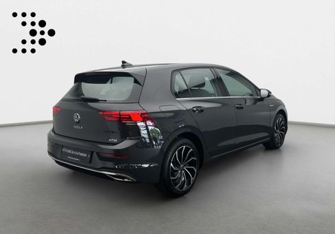 Volkswagen Golf, 2024 2