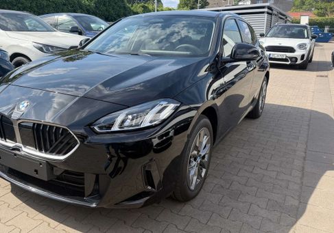 BMW 116, 2026 3