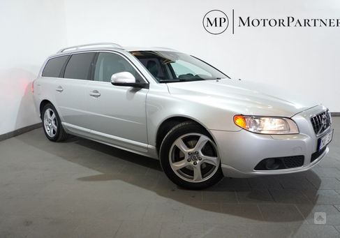 Volvo V70, 2012