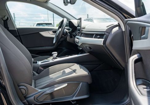 Audi A4, 2022 3