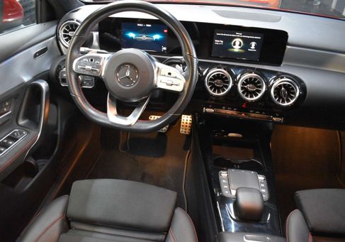 Mercedes-Benz A 200, 2021