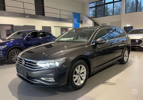 Volkswagen Passat Variant, 2022