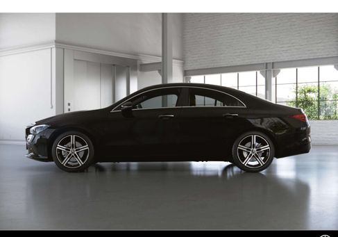 Mercedes-Benz CLA 200, 2023