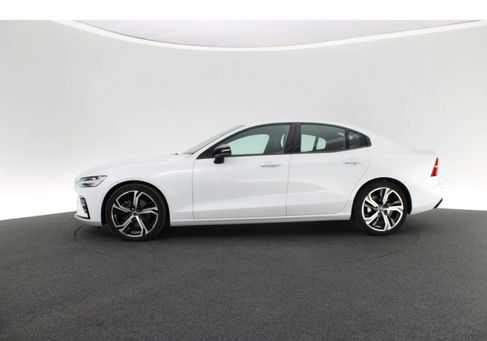 Volvo S60, 2024