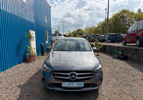 Mercedes-Benz B 180, 2019