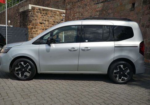 Nissan Townstar, 2022 3
