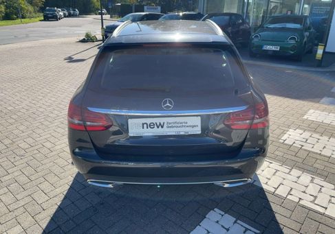 Mercedes-Benz C 200, 2020 3