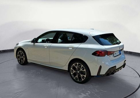 BMW 120, 2025