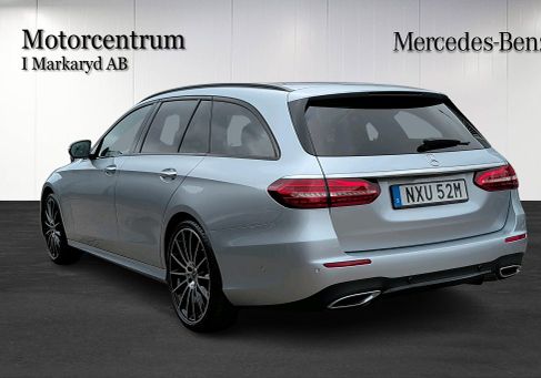 Mercedes-Benz E 220, 2022