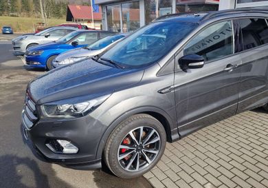 Ford Kuga, 2019