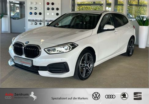 BMW 118, 2021