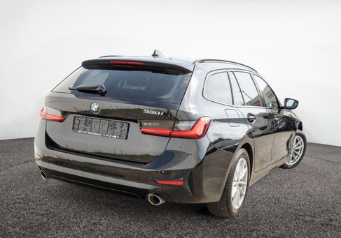 BMW 330, 2021