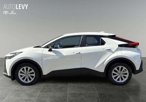 Toyota C-HR, 2024 3