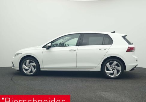 Volkswagen Golf, 2022 3