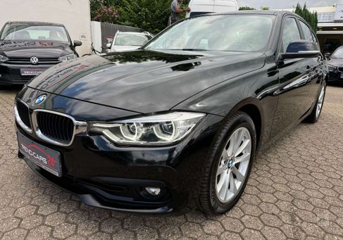 BMW 330, 2018