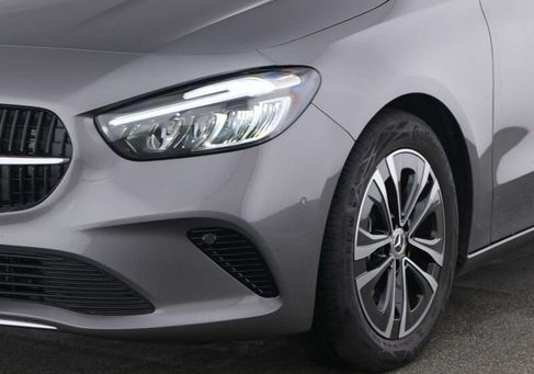 Mercedes-Benz B 200, 2025