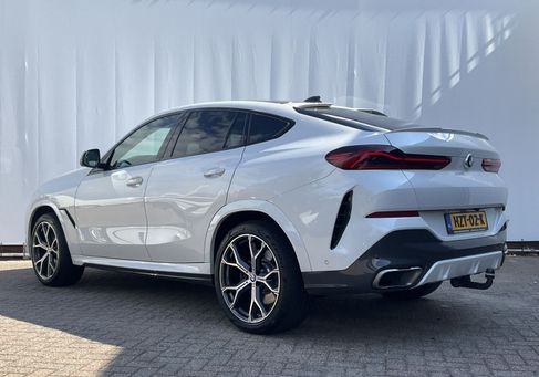 BMW X6 M50, 2020