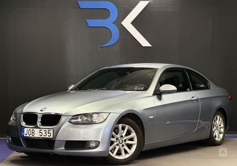 BMW 320, 2009