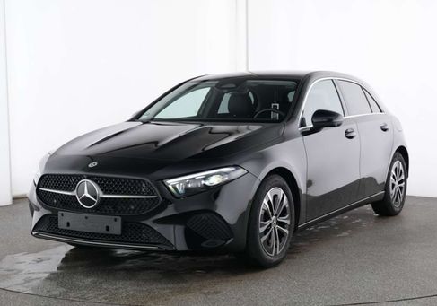 Mercedes-Benz A 200, 2025 2