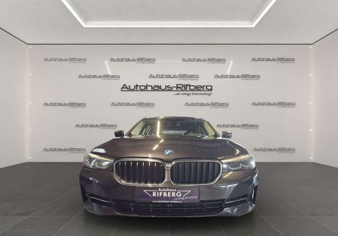 BMW 530, 2022