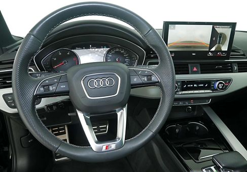 Audi A4, 2023