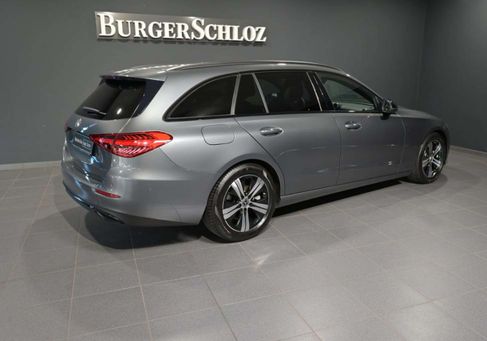 Mercedes-Benz C 200, 2022