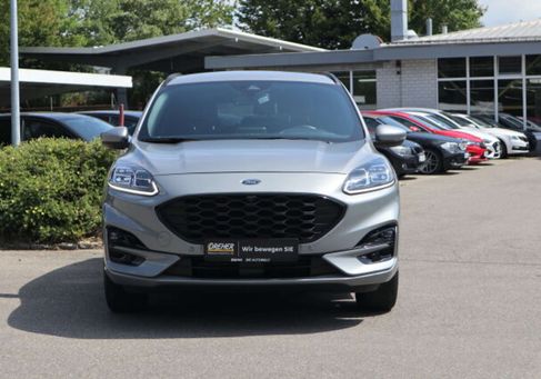 Ford Kuga, 2021