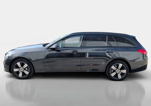 Mercedes-Benz C 300, 2023 3