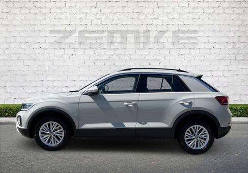 Volkswagen T-Roc, 2023