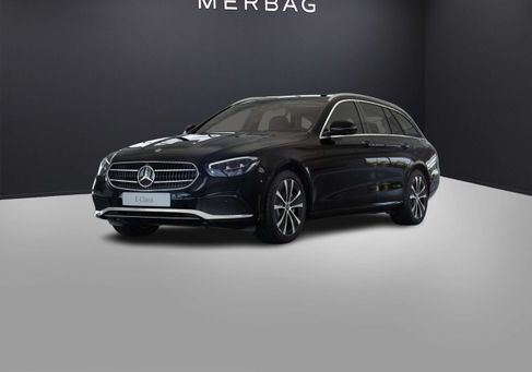 Mercedes-Benz E 300, 2023 2