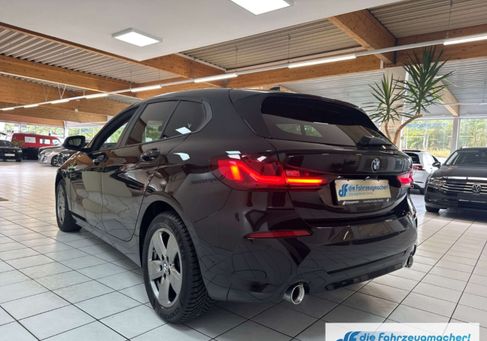 BMW 118, 2024