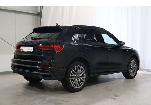 Audi Q3, 2022