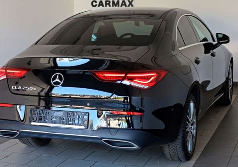 Mercedes-Benz CLA 250, 2022