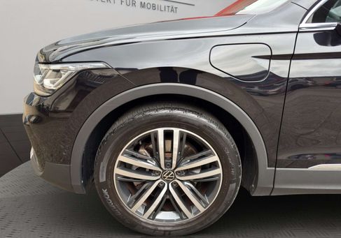 Volkswagen Tiguan, 2021