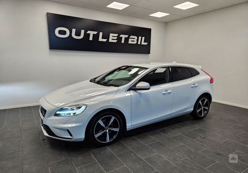 Volvo V40, 2019