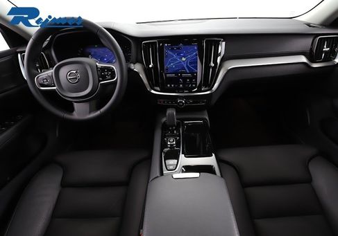 Volvo V60, 2024