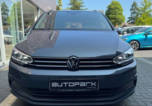 Volkswagen Touran, 2023 2
