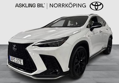 Lexus NX, 2022