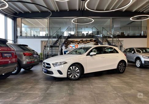 Mercedes-Benz A 180, 2021